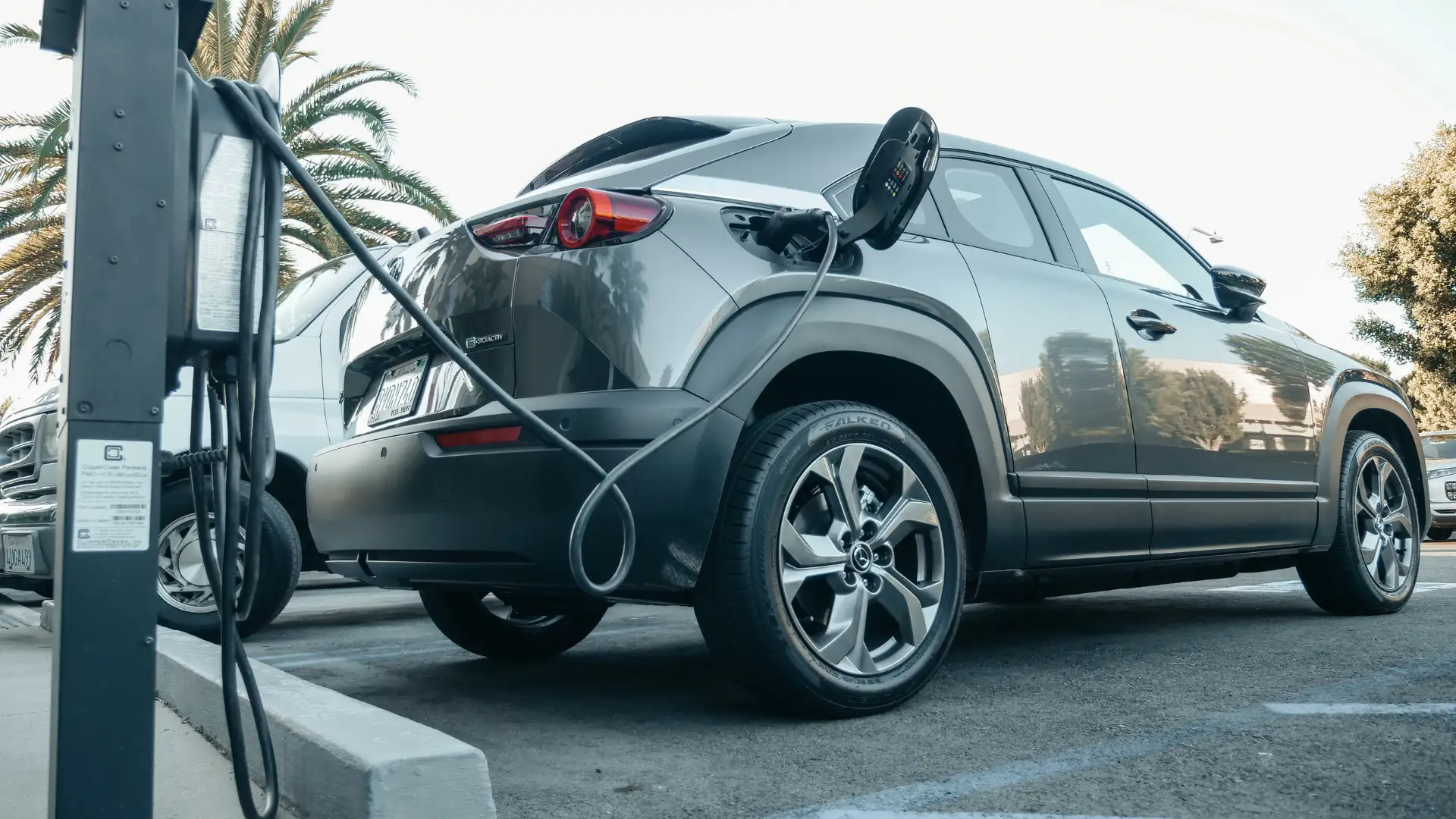 Borne de recharge pour voiture électrique