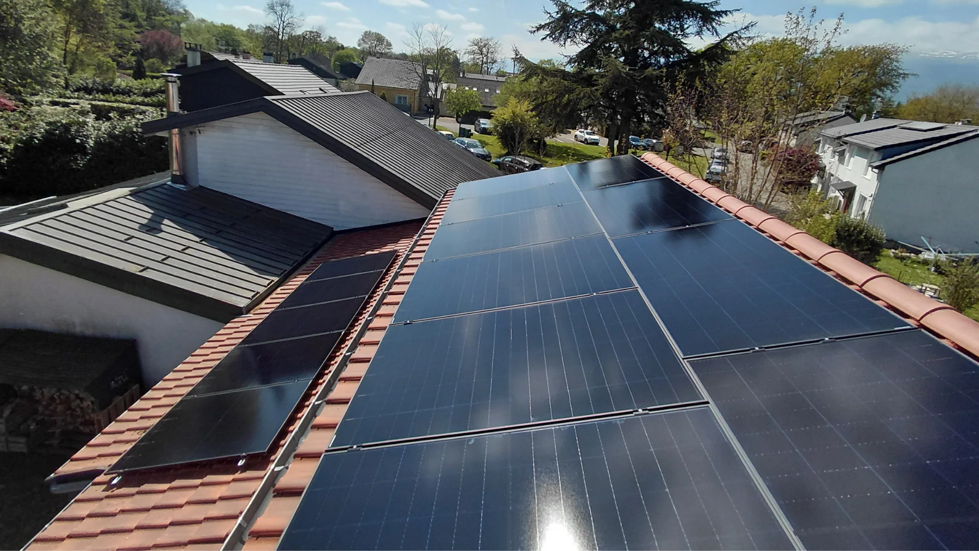 Illustration de panneaux solaires pour parler des coûts d'installation
