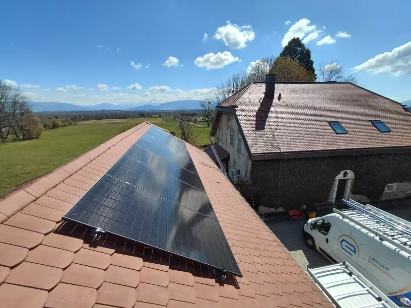 Installation de panneaux solaires chez un particulier à Crozet