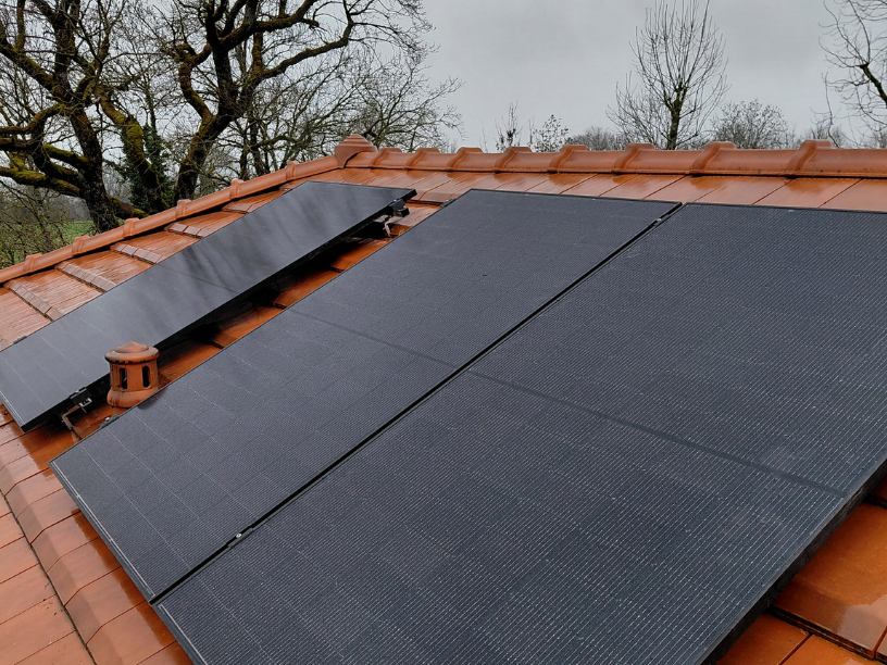 Installation de panneaux photovoltaïques à Gex