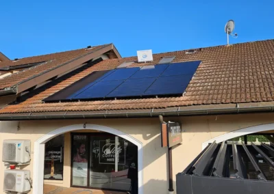 Pose de panneaux photovoltaïques pour un professionnel
